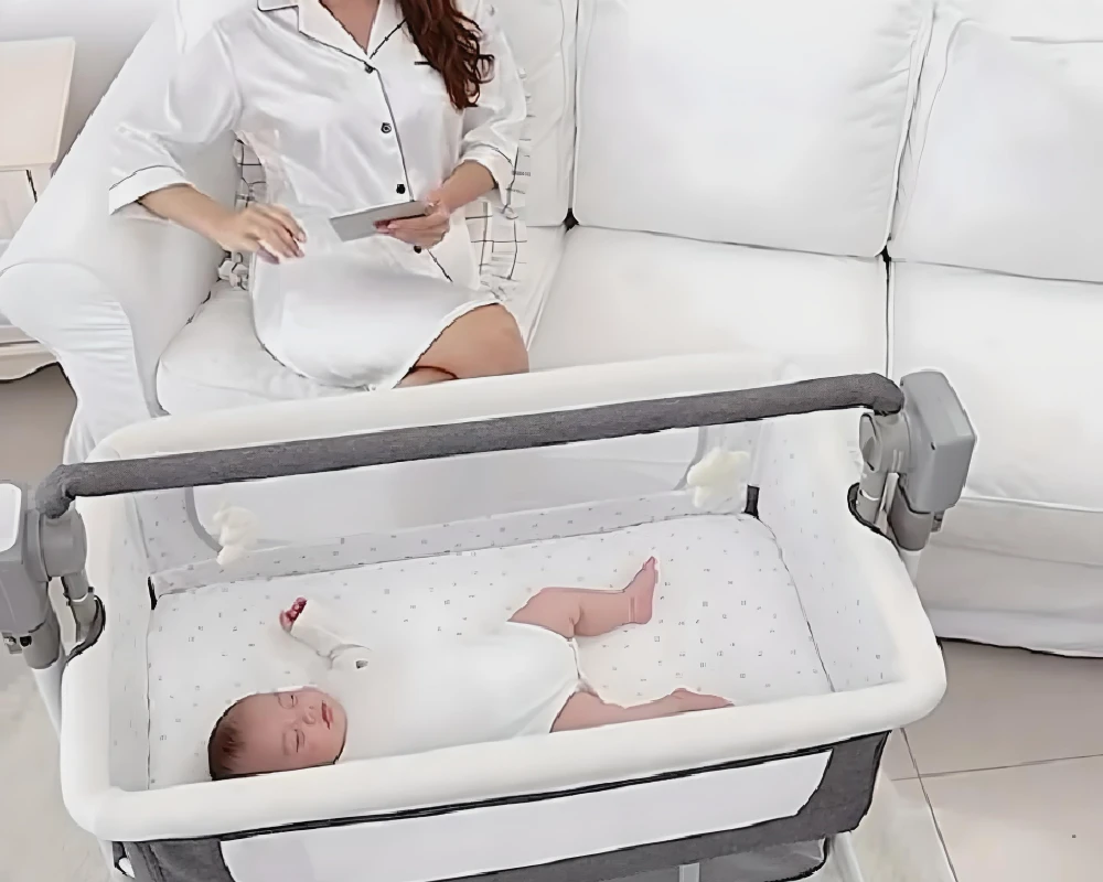 self rocking bassinet crib